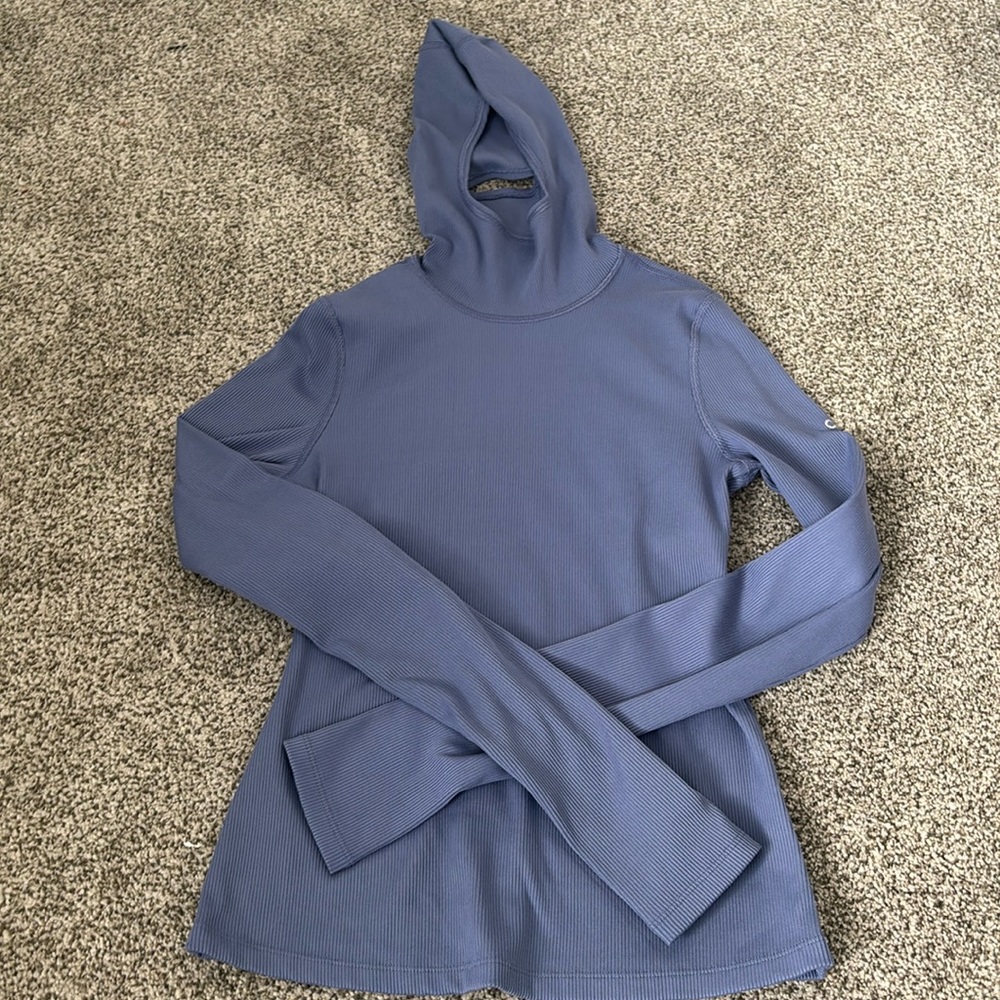 Alo long sleeve shirt